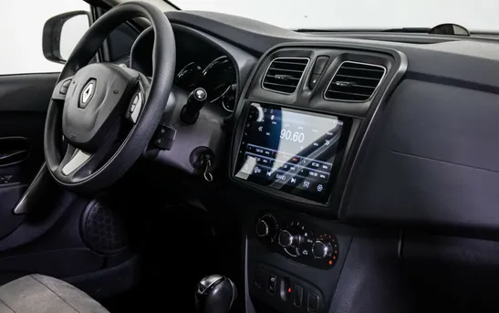 Renault Sandero 1.60 автоматическая, фото №1