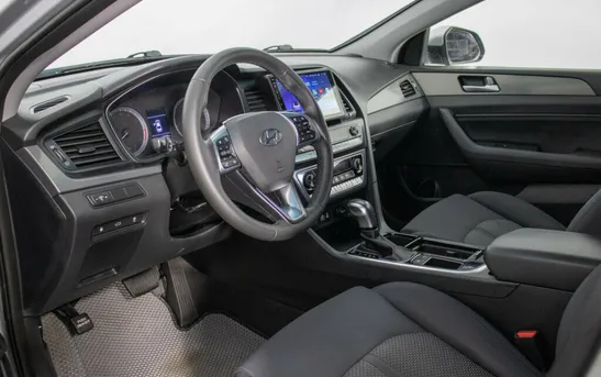 Hyundai Sonata 2.00 автоматическая, фото №1
