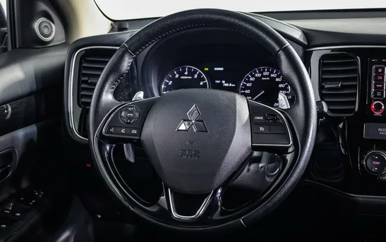 Mitsubishi Outlander 2.40 вариатор, фото №1