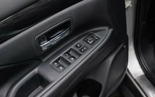Mitsubishi Outlander 2.00 вариатор, фото №1