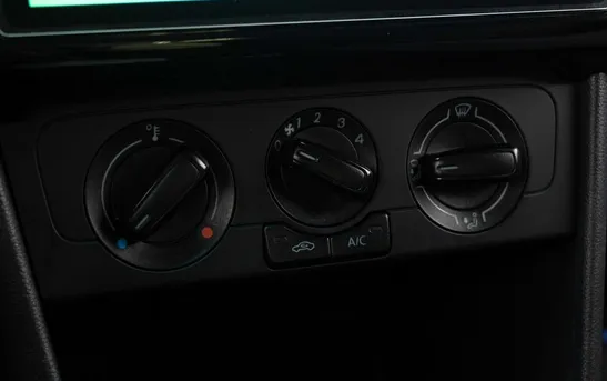 Volkswagen Polo 1.60 механика, фото №1