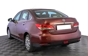 Nissan Almera