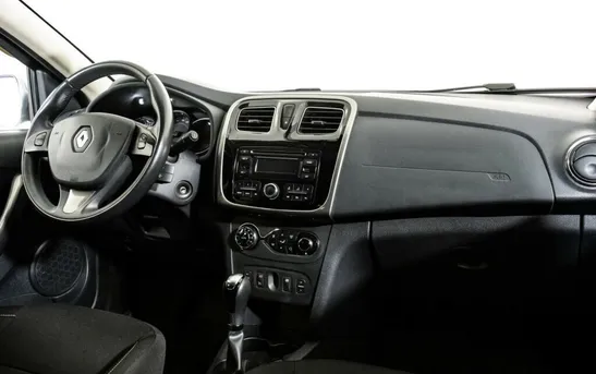 Renault Sandero 1.60 автоматическая, фото №1