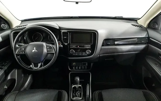 Mitsubishi Outlander 2.00 вариатор, фото №1