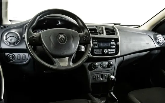Renault Sandero 1.60 автоматическая, фото №1