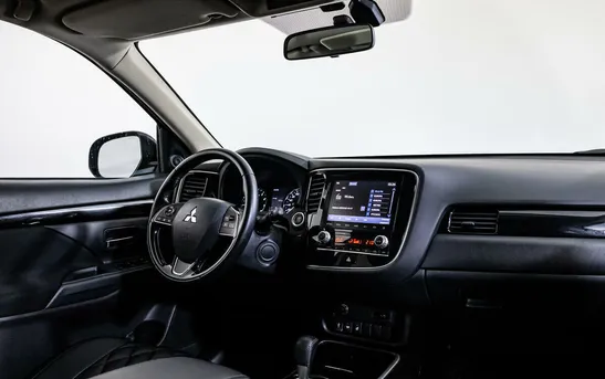 Mitsubishi Outlander 2.00 вариатор, фото №1