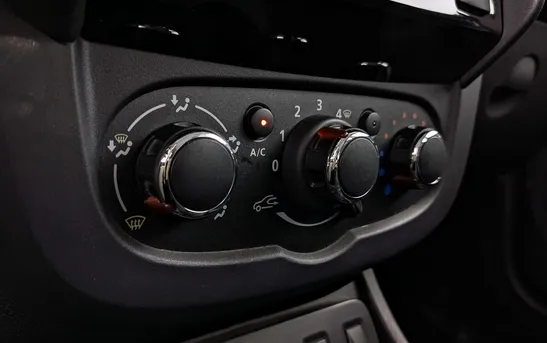 Renault Duster 2.00 автоматическая, фото №1