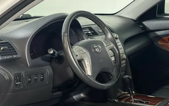 Toyota Camry 2.40 автоматическая, фото №1