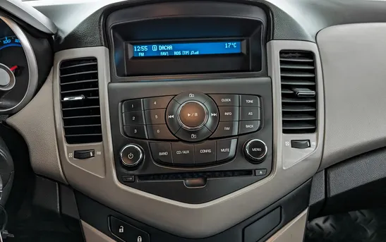 Chevrolet Cruze 1.60 автоматическая, фото №1