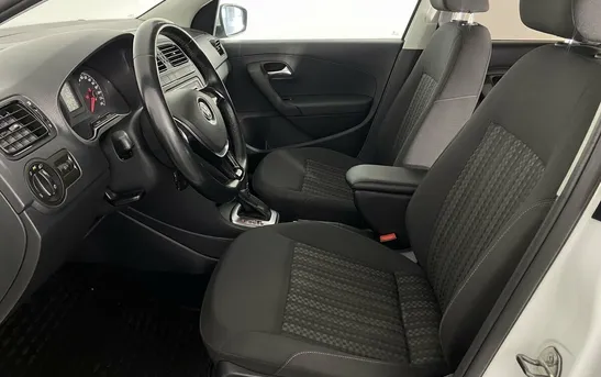 Volkswagen Polo 1.60 автоматическая, фото №1