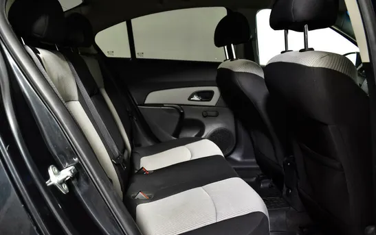 Chevrolet Cruze 1.60 автоматическая, фото №1
