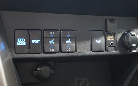 Toyota RAV4 2.00 вариатор, фото №1