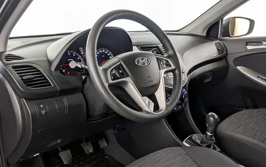 Hyundai Solaris 1.60 механика, фото №1