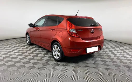 Hyundai Solaris 1.60 автоматическая, фото №1