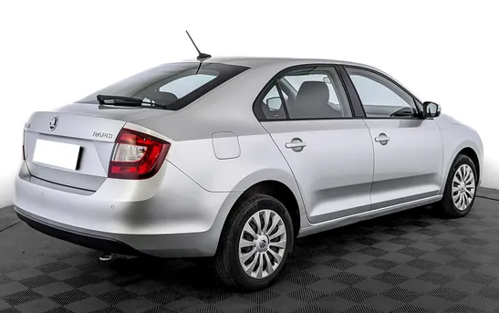 Skoda Rapid 1.60 механика, фото №1