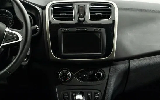 Renault Logan 1.60 автоматическая, фото №1