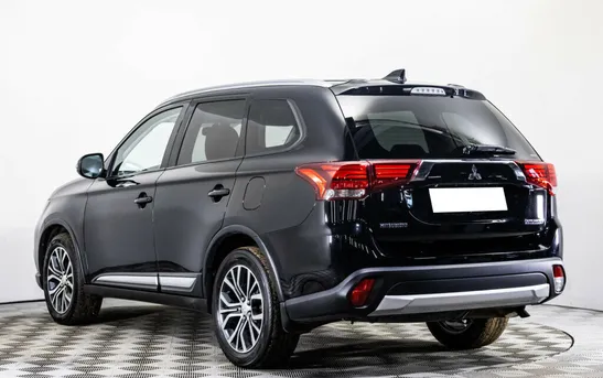 Mitsubishi Outlander 2.40 вариатор, фото №1
