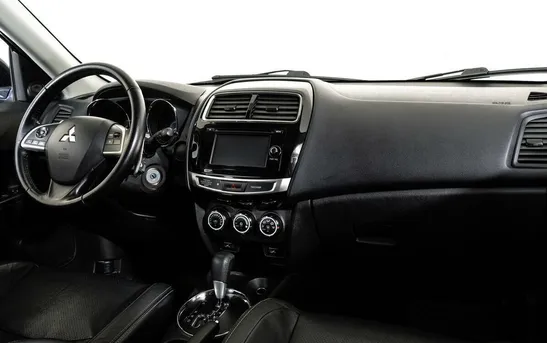 Mitsubishi ASX 1.80 вариатор, фото №1