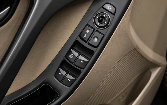 Hyundai Elantra 1.80 автоматическая, фото №1