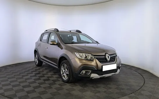 Renault Sandero 1.60 автоматическая, фото №1