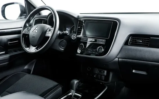 Mitsubishi Outlander 2.00 вариатор, фото №1