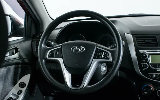 Hyundai Solaris 1.60 механика, фото №1