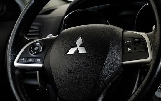 Mitsubishi ASX 1.80 вариатор, фото №1