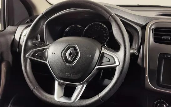 Renault Logan 1.60 автоматическая, фото №1