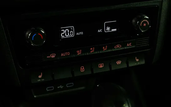 Volkswagen Polo 1.60 автоматическая, фото №1