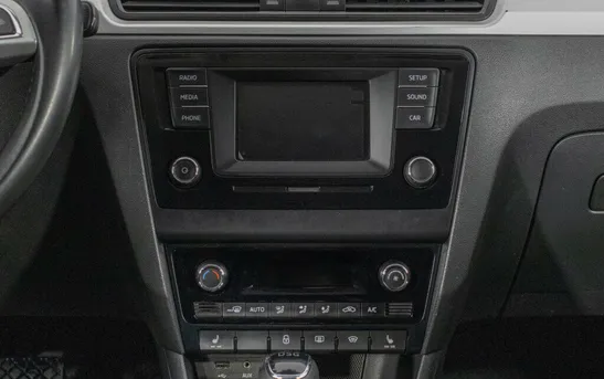 Skoda Rapid 1.40 робот, фото №1