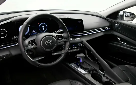 Hyundai Elantra 1.60 автоматическая, фото №1