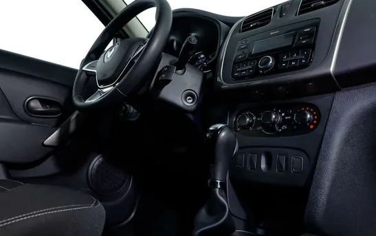 Renault Sandero 1.60 автоматическая, фото №1