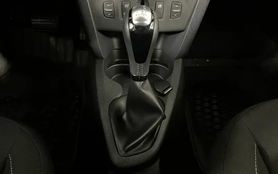 Renault Sandero 1.60 автоматическая, фото №1