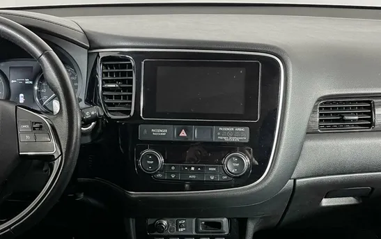 Mitsubishi Outlander 2.40 вариатор, фото №1