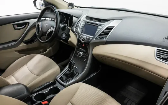 Hyundai Elantra 1.80 автоматическая, фото №1