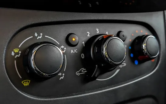 Renault Logan 1.60 автоматическая, фото №1