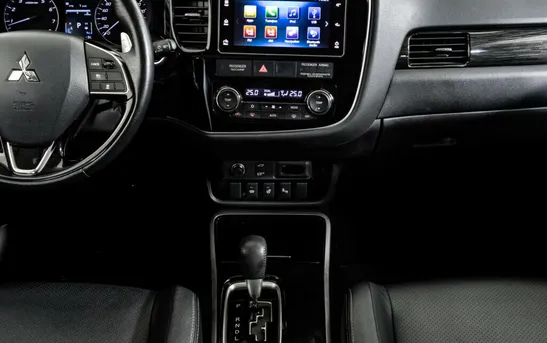 Mitsubishi Outlander 3.00 автоматическая, фото №1