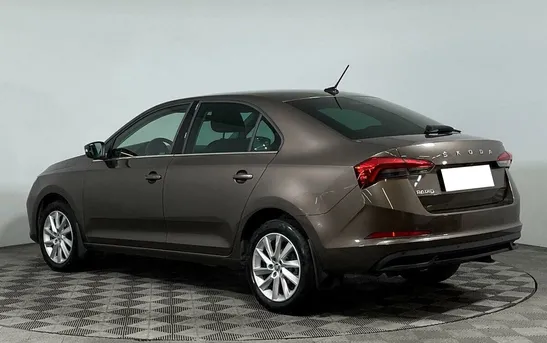 Skoda Rapid 1.40 робот, фото №1