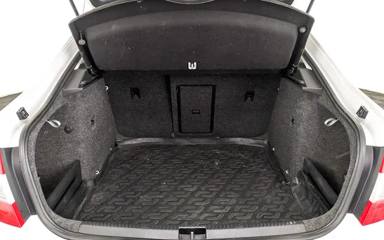 Skoda Octavia 1.80 робот, фото №1