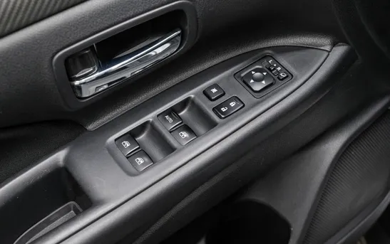 Mitsubishi Outlander 2.00 вариатор, фото №1