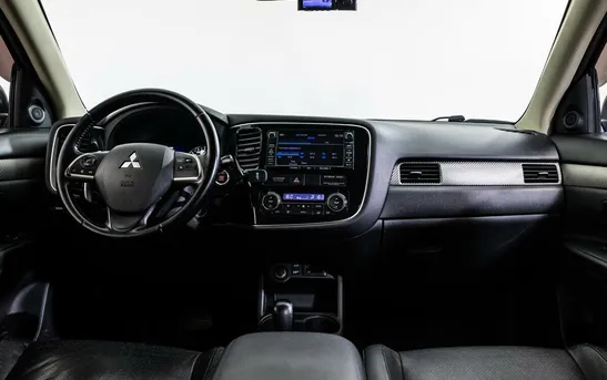 Mitsubishi Outlander 2.40 вариатор, фото №1