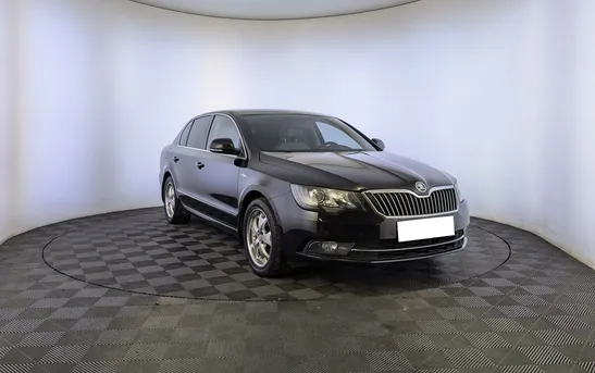 Skoda Superb 2.00 робот, фото №1
