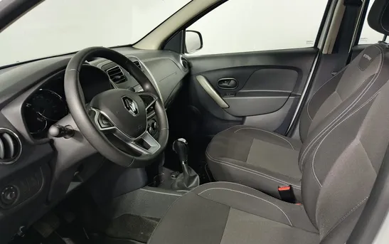 Renault Sandero 1.60 автоматическая, фото №1