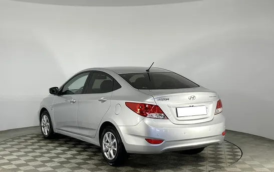 Hyundai Solaris 1.60 автоматическая, фото №1