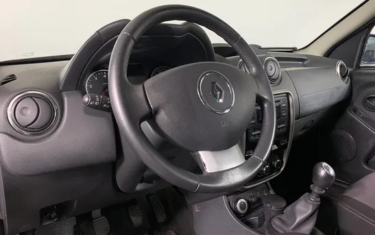 Renault Duster 2.00 механика, фото №1