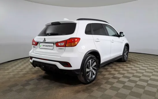 Mitsubishi ASX 2.00 вариатор, фото №1