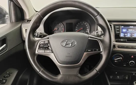 Hyundai Solaris 1.60 автоматическая, фото №1