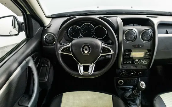 Renault Duster 2.00 механика, фото №1