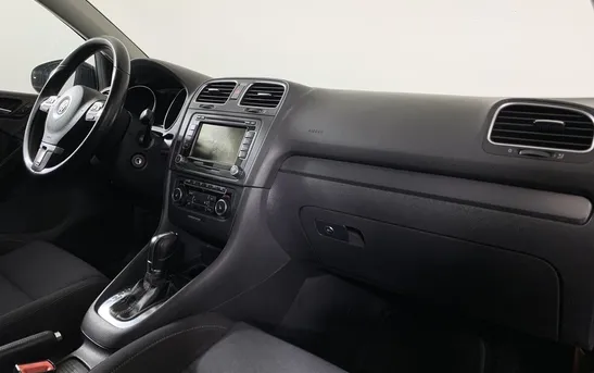 Volkswagen Golf 1.40 робот, фото №1