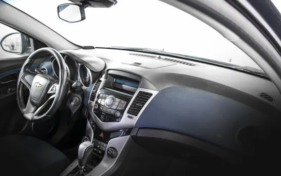 Chevrolet Cruze 1.80 автоматическая, фото №1